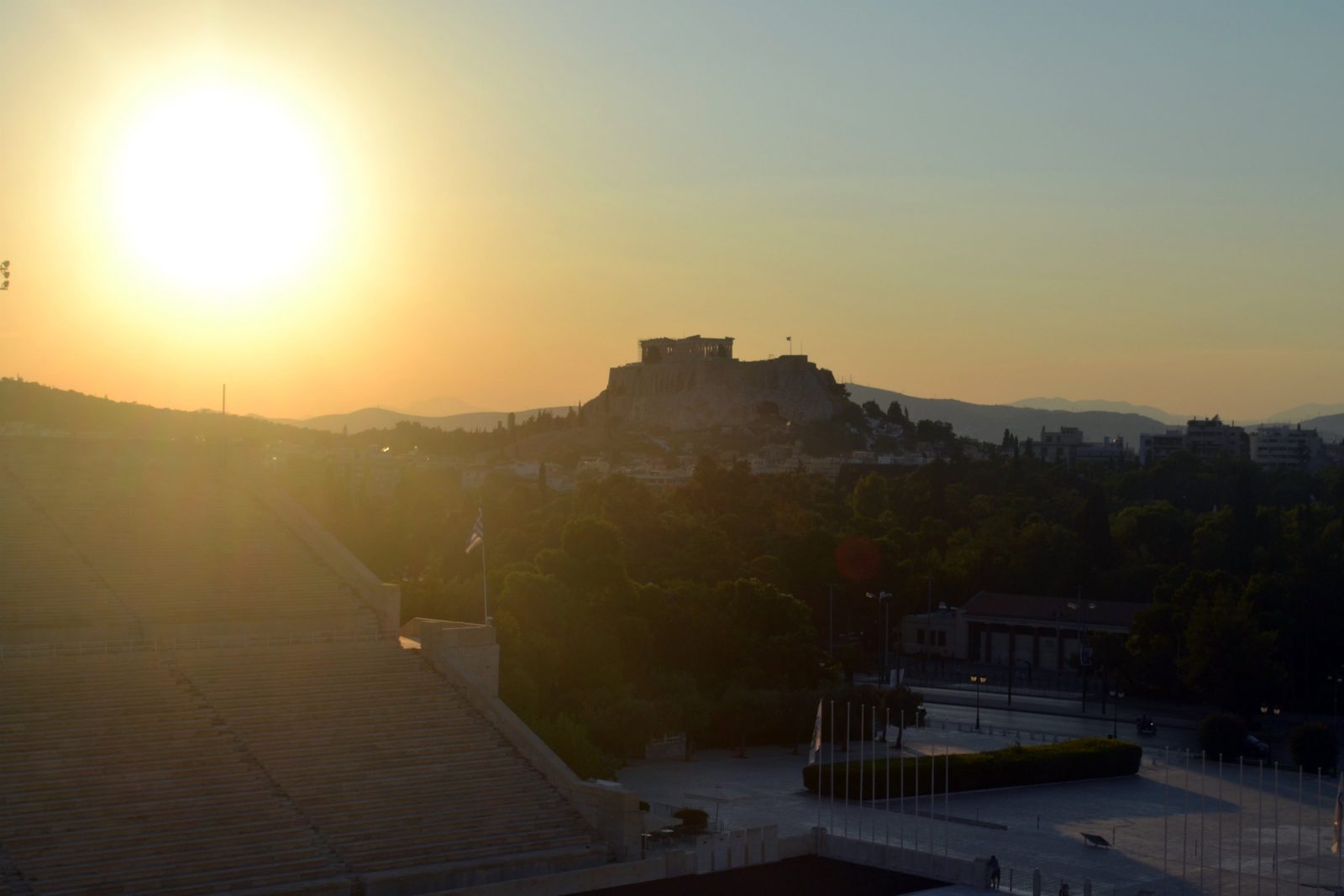 Acrópoles e Pôr do Sol visto do Panathenaic Stadium