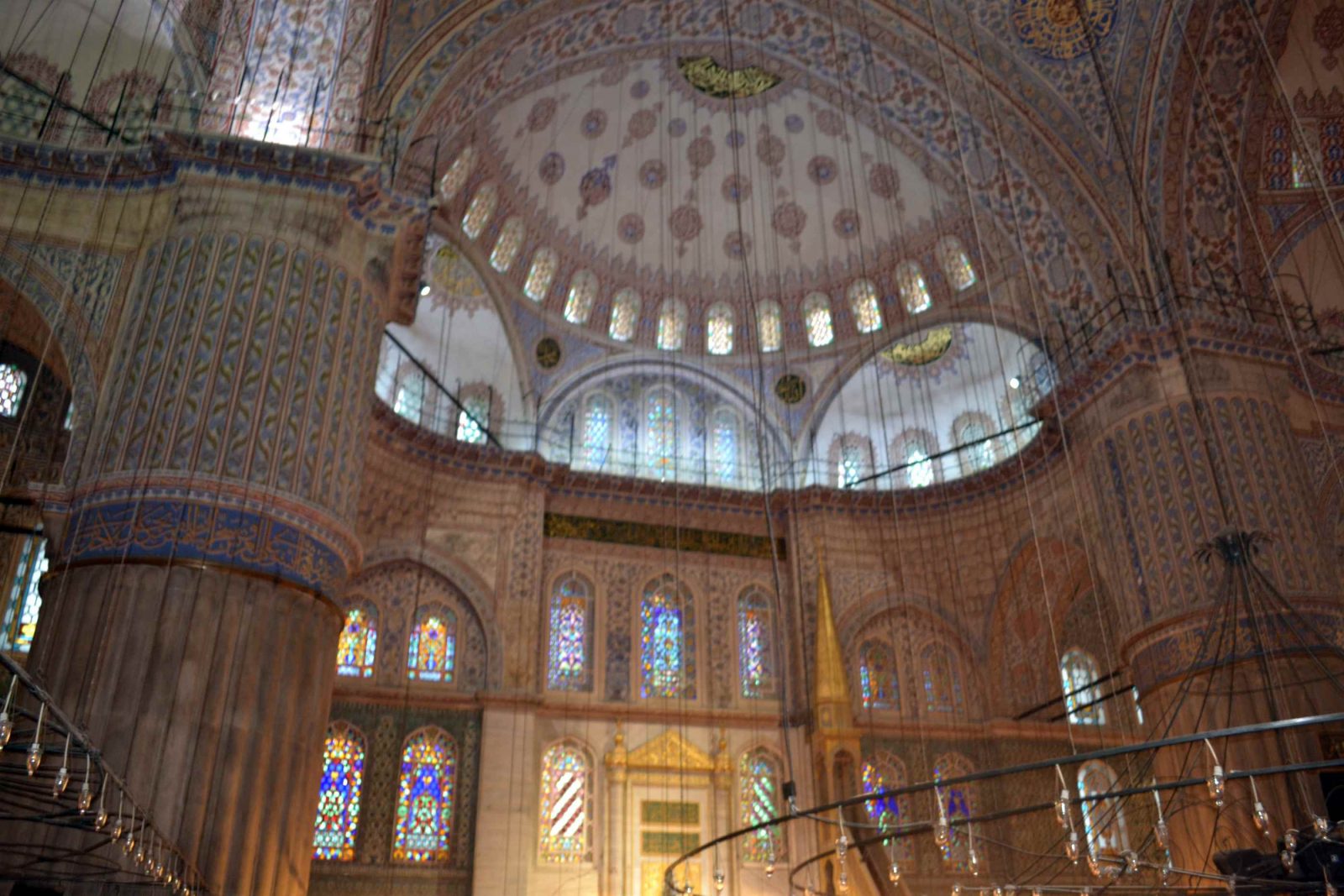 interior mesquita azul