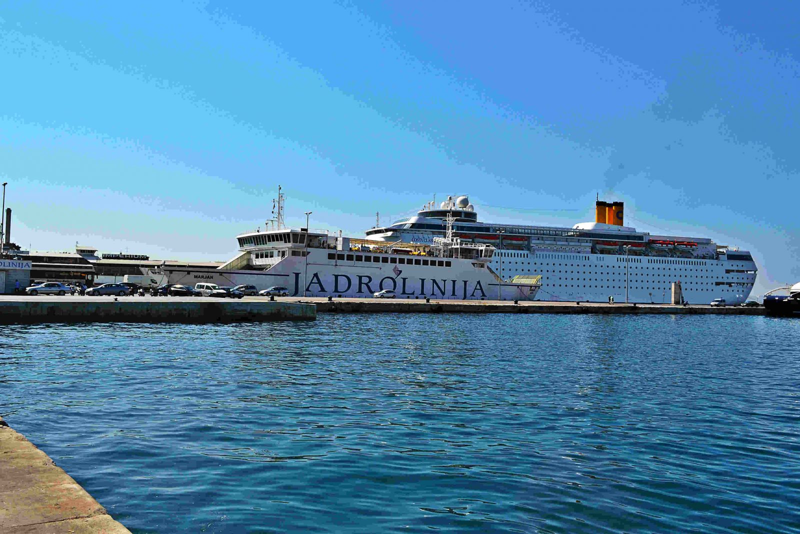 ferry boat jadrolinija na Croácia