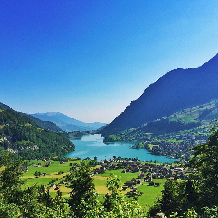 lagos suiça